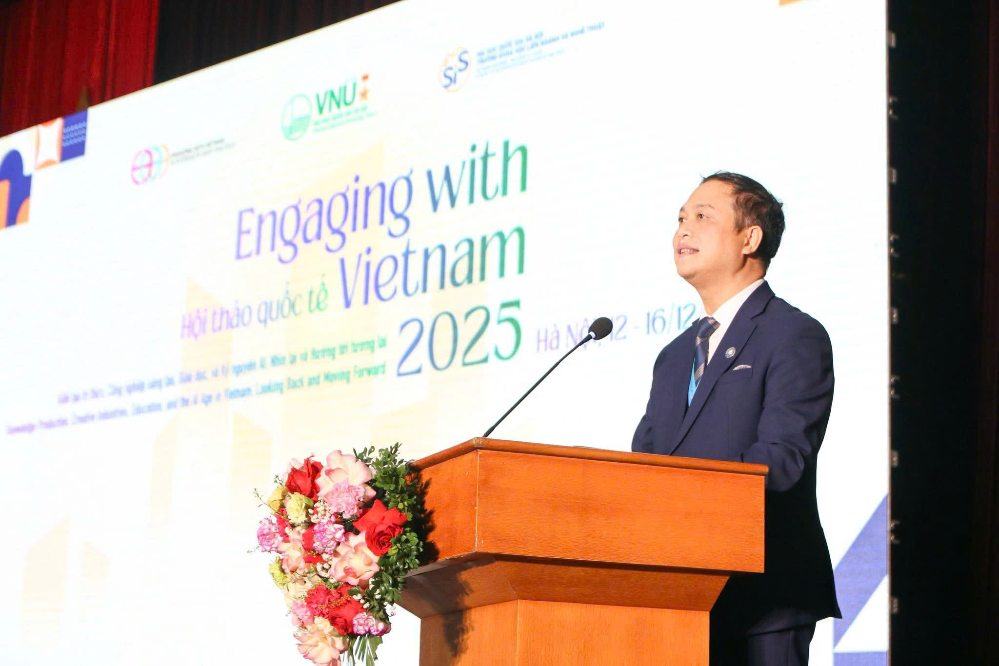 Báo Hanoimoi: Định vị công nghiệp văn hoá thủ đô trên bản đồ sáng tạo khu vực